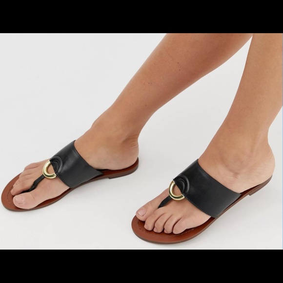 ALDO Ocericia leather ring post sandals in black - Picture 4 of 16